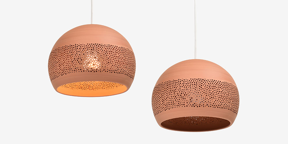 ペンダント「POT-SPONGE RO30RE」の点灯・消灯イメージ