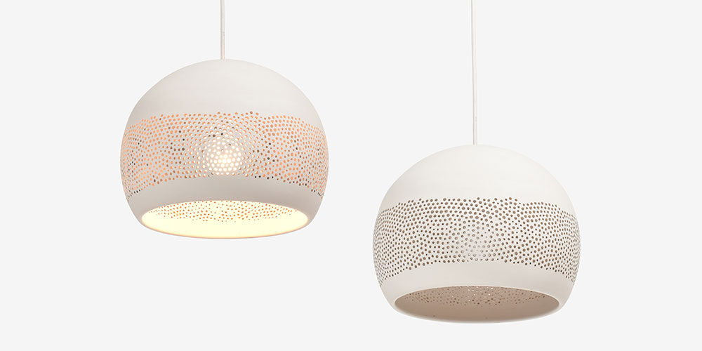 ペンダント「POT-SPONGE RO30WH」の点灯・消灯イメージ