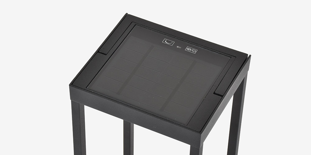 LEDポータブルスタンド「Home Solar」BKトップ部分のソーラーパネルとタッチ式スイッチ
