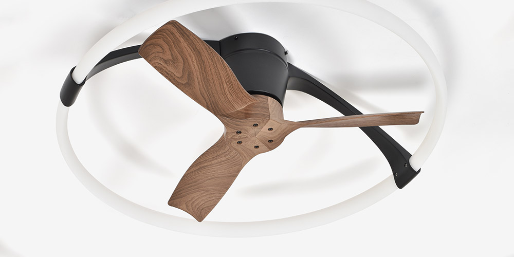 DCモーター内蔵で省エネ。