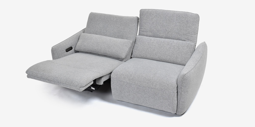 【俯瞰画像】リクライニングした「ルッカ」