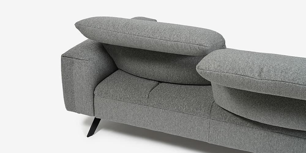 「シグナ」カウチソファ背もたれ背面からのアップ（背もたれ可動前・後）
