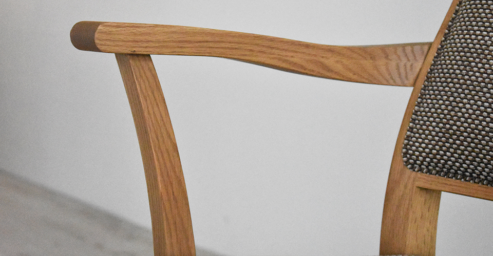 ダイニングチェア(アーム)「ブラーメル S-993」オーク材ナチュラル色