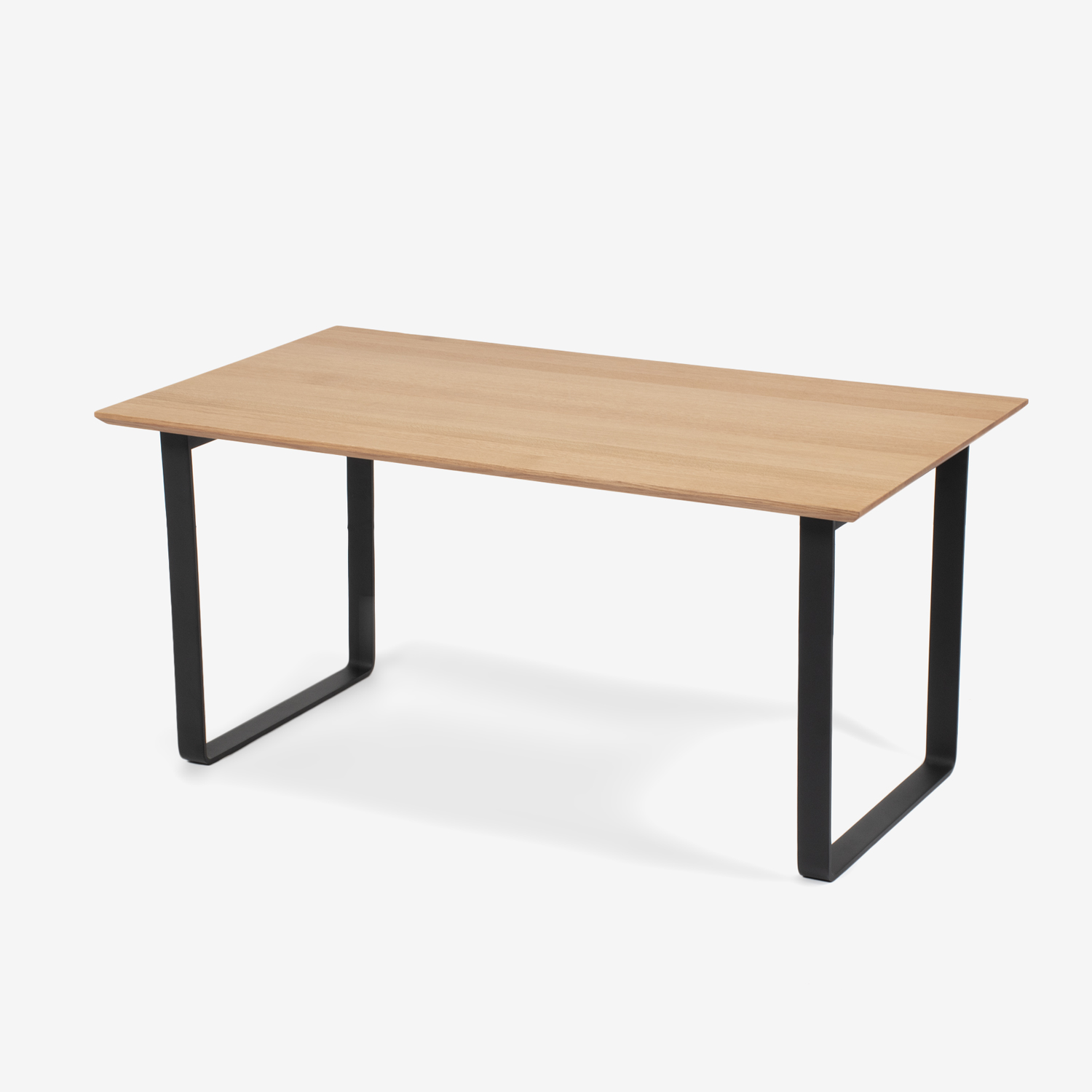 ダイニングテーブル「フィル3」レッドオーク材 ホワイトオーク色　金属脚ブラック　天板2タイプ（角型・角丸型）全4サイズ