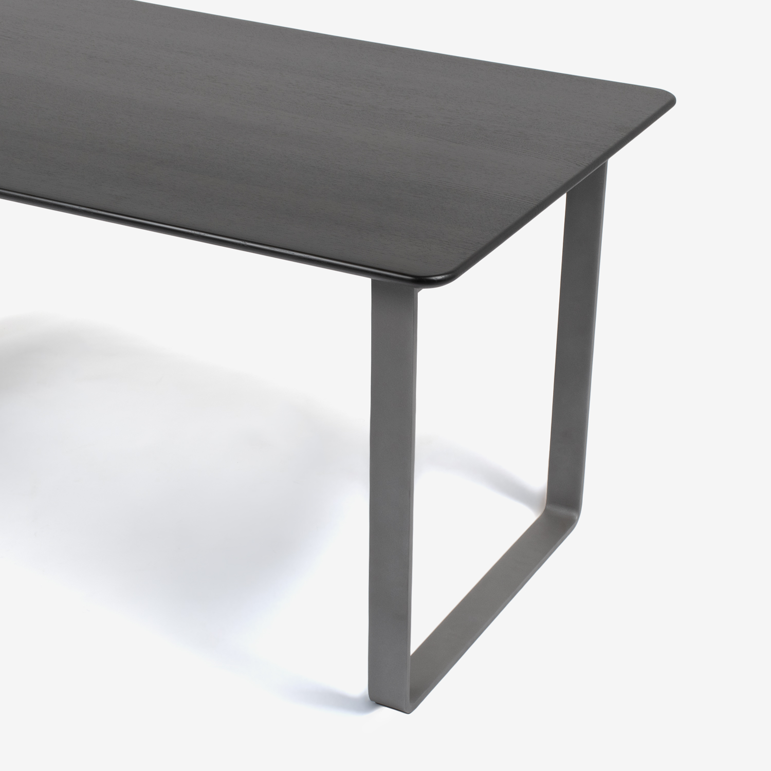 ダイニングテーブル「フィル3」天板角丸型 金属脚 レッドオーク材 ダークブラウン色 全4サイズ