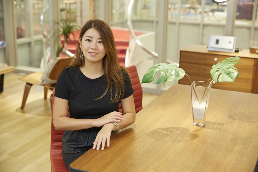 中村マリアさんの『LIFEinTERIOR』は“何度、引越ししても永続的に愛せる”家具 vol.1